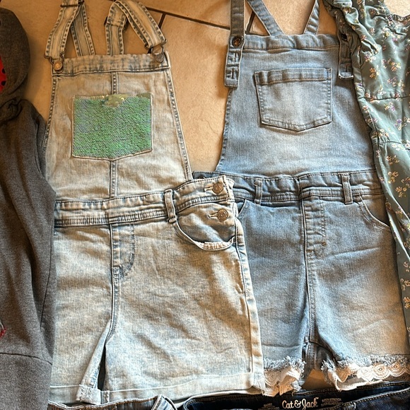 Cat&Jack Justice Disney Store Art Class Summer Lot Girls - Picture 3 of 12